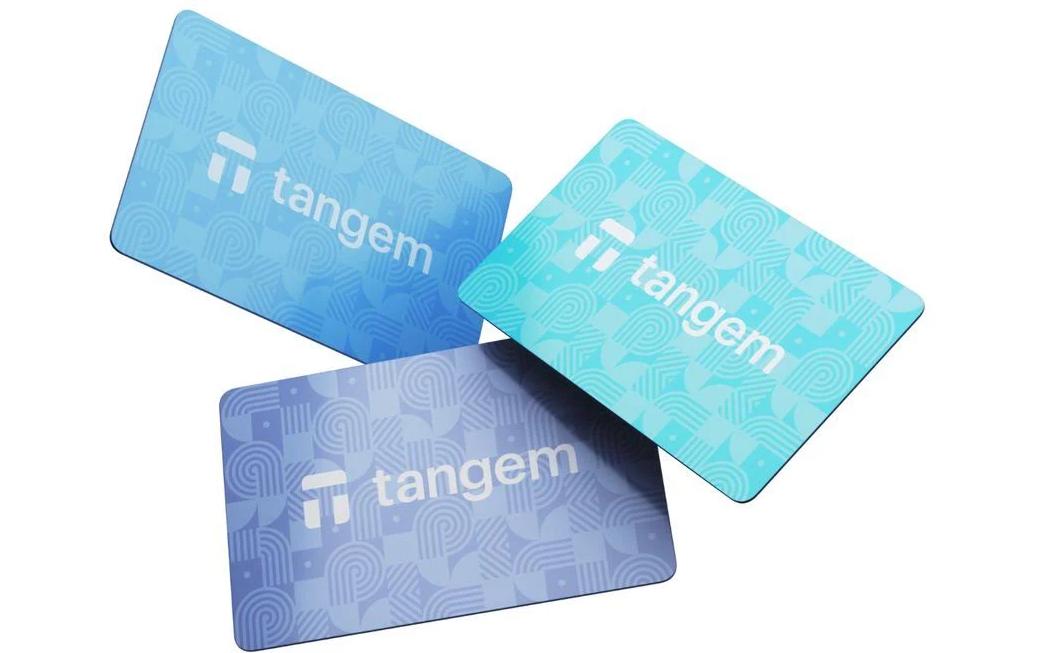 bitConsult Tangem 2.0 Winter Edition +50 CHF BTC Voucher BTC 3 Card Set